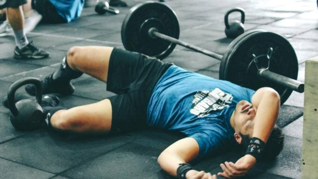 Capa QUANDO MAIS É MENOS: OVERTRAINING E A ARTE INVISÍVEL DE SABER DESCANSAR