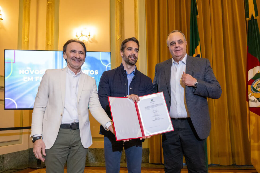 Capa Governador Eduardo Leite anuncia trem de passageiros entre Porto Alegre e Gramado com trajeto de uma hora