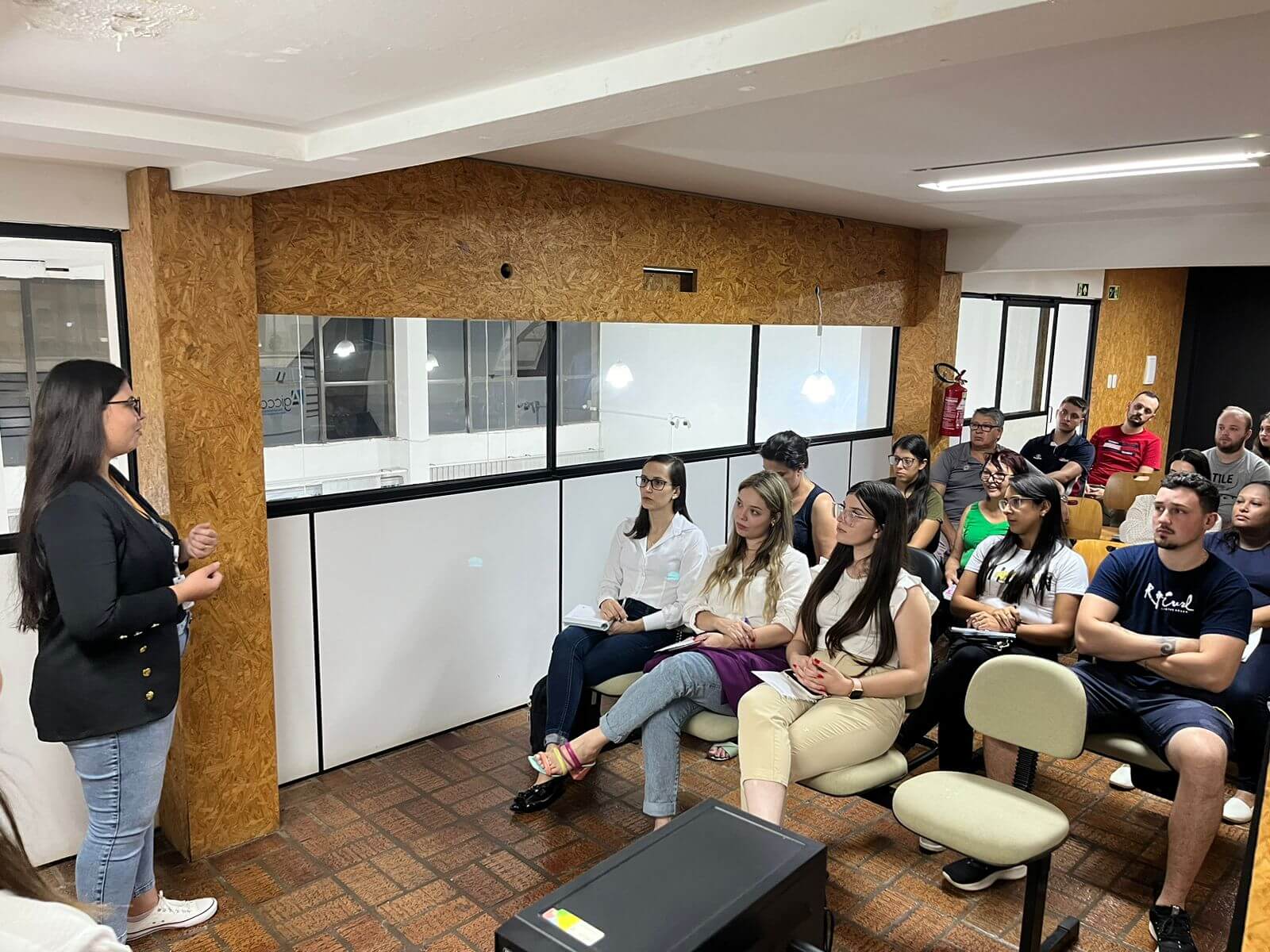 Capa Cursos para auxiliar de panificação e técnicas de garçom estão com inscrições abertas na Sala do Empreendedor