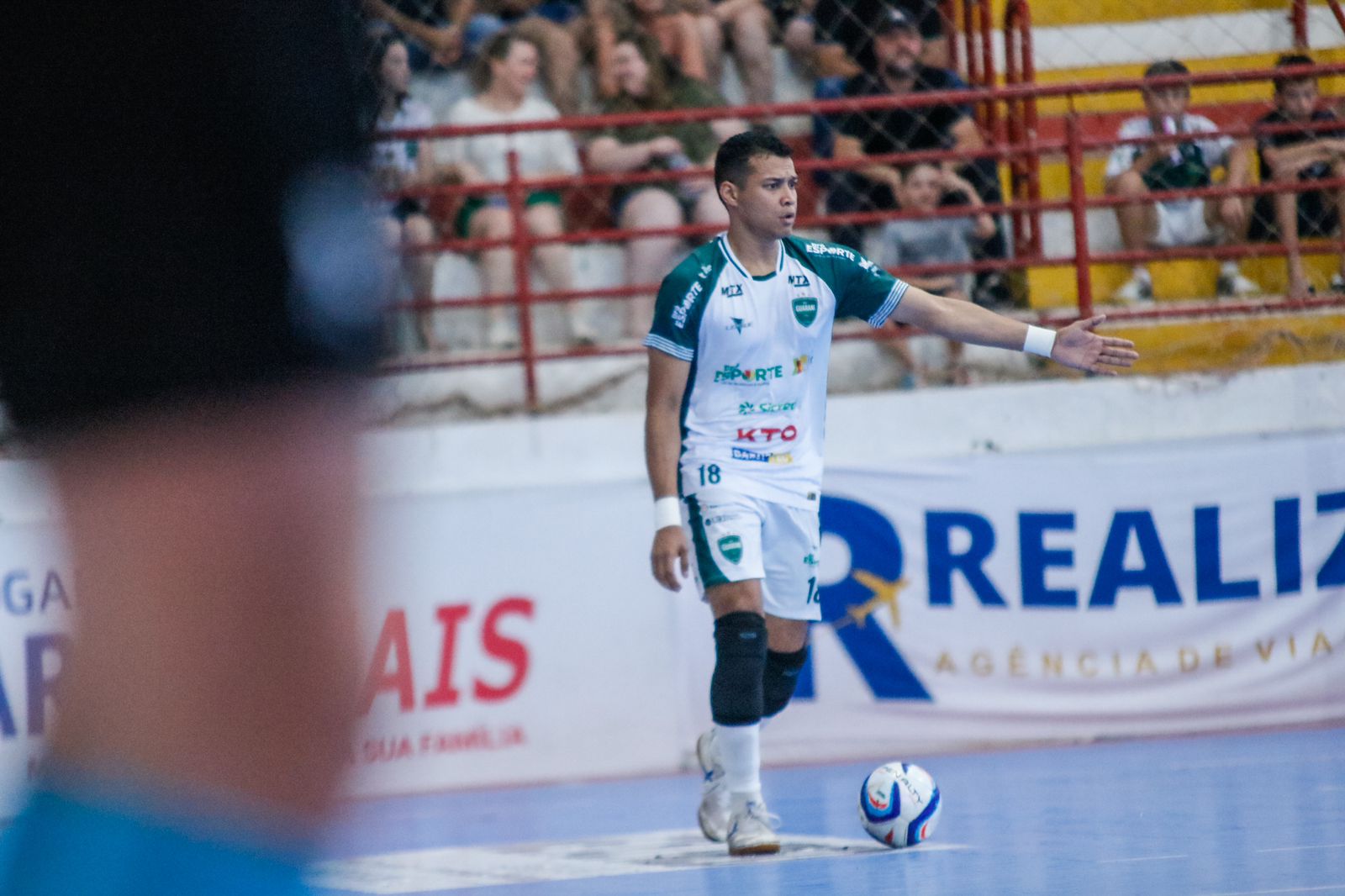 Capa Guarani Futsal anuncia permanência do goleiro Léo Silva