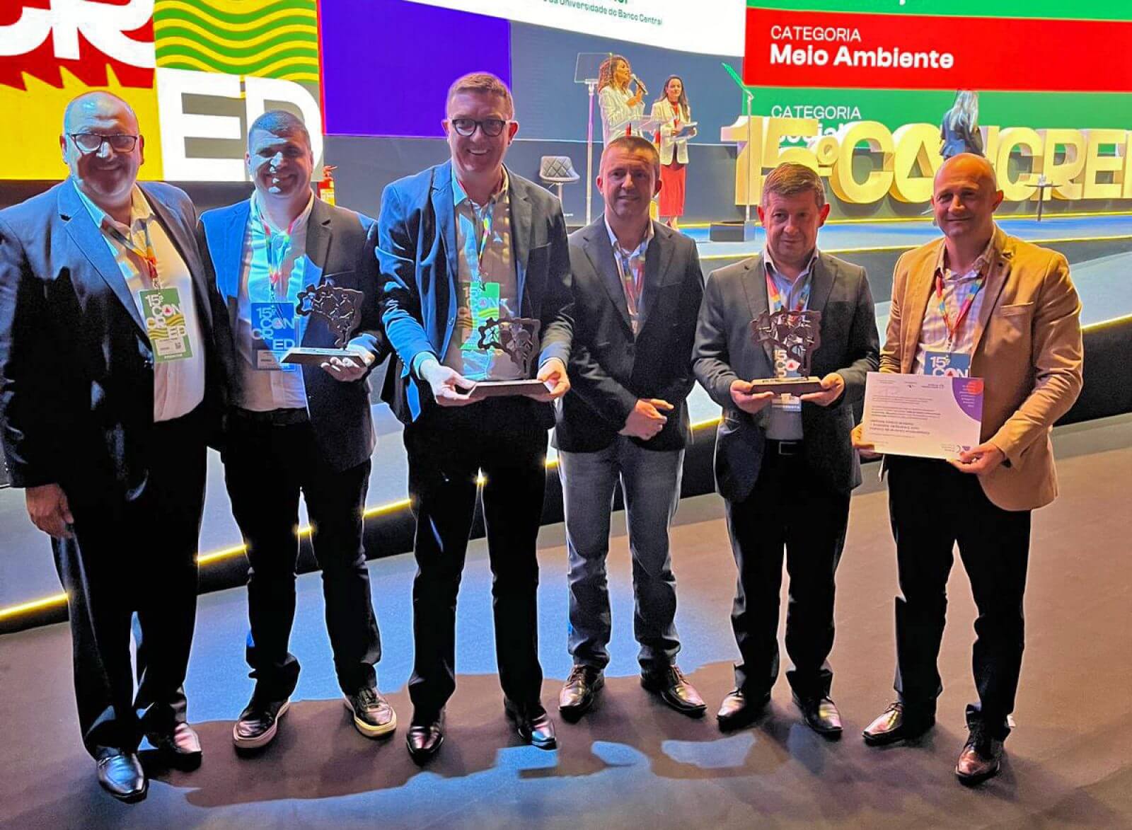 Capa Cresol é reconhecida em três categorias no Prêmio ProsperaCoop