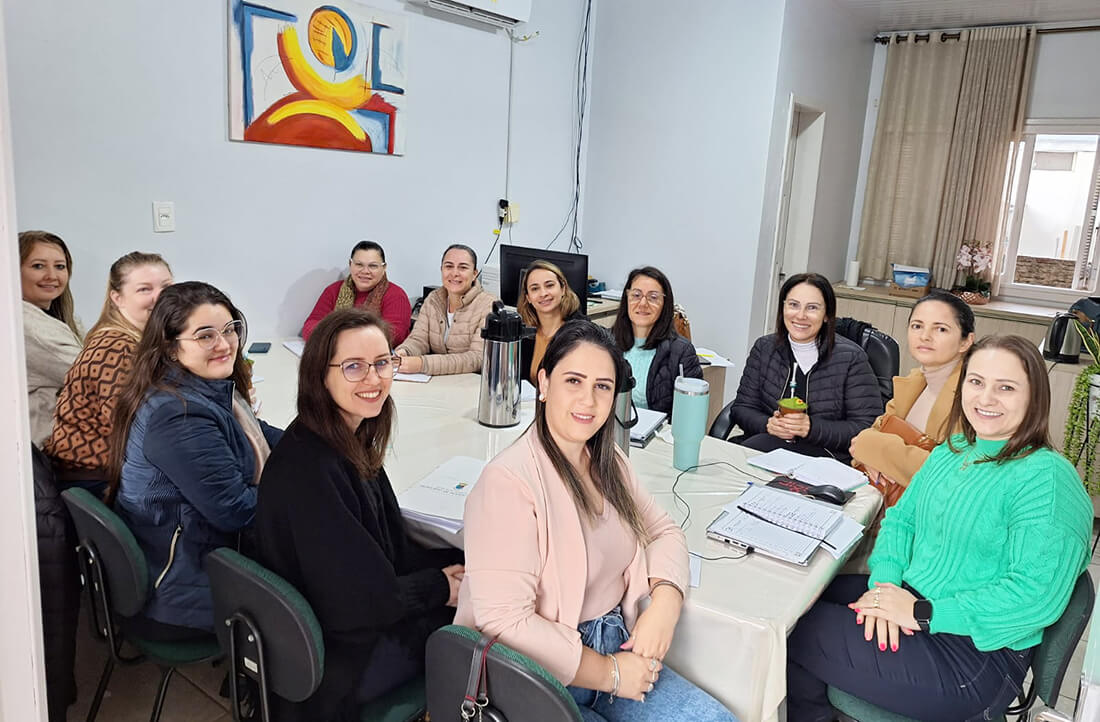 Capa Educação de Rodeio Bonito cria Grupo de Estudos Pedagógicos para fortalecer o planejamento e a implementação de demandas estratégicas