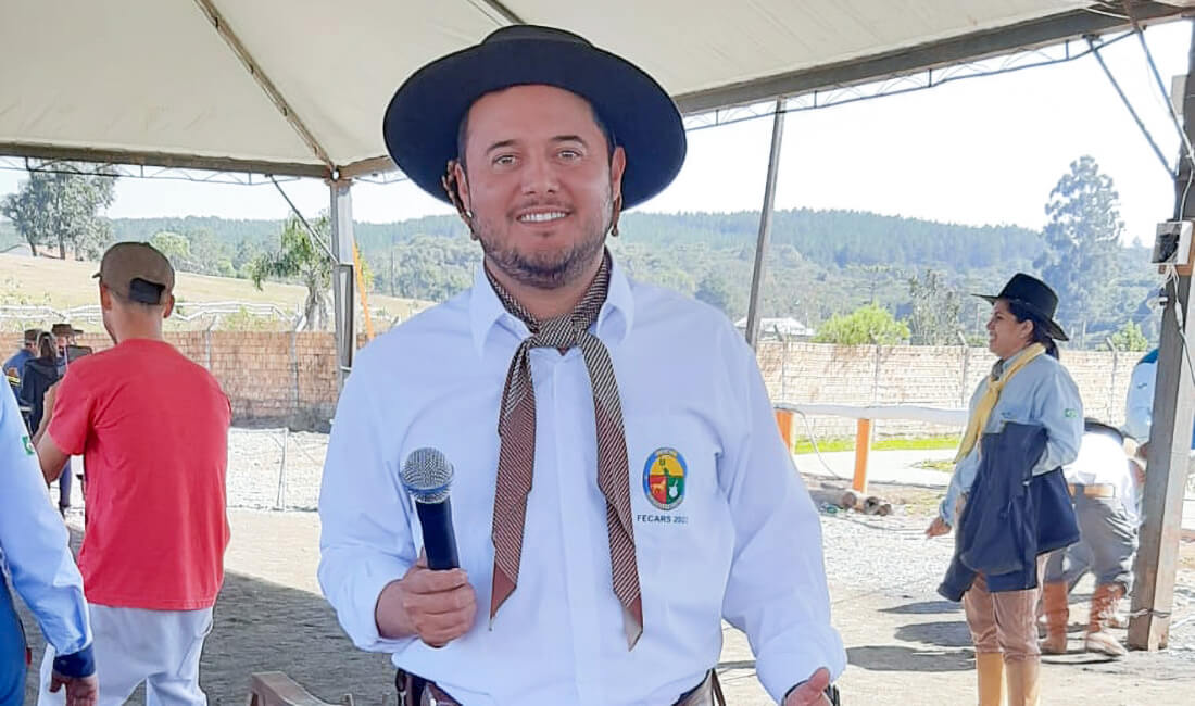 Capa Narrador de Seberi participa do 20° Rodeio Nacional de Campeões