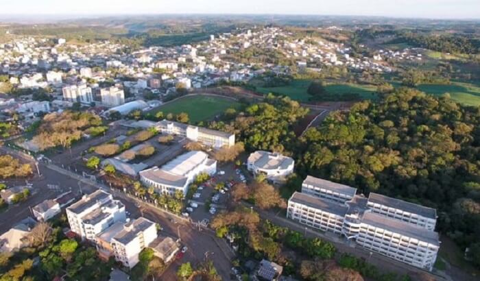 Capa URI EaD é nota máxima na avaliação do MEC