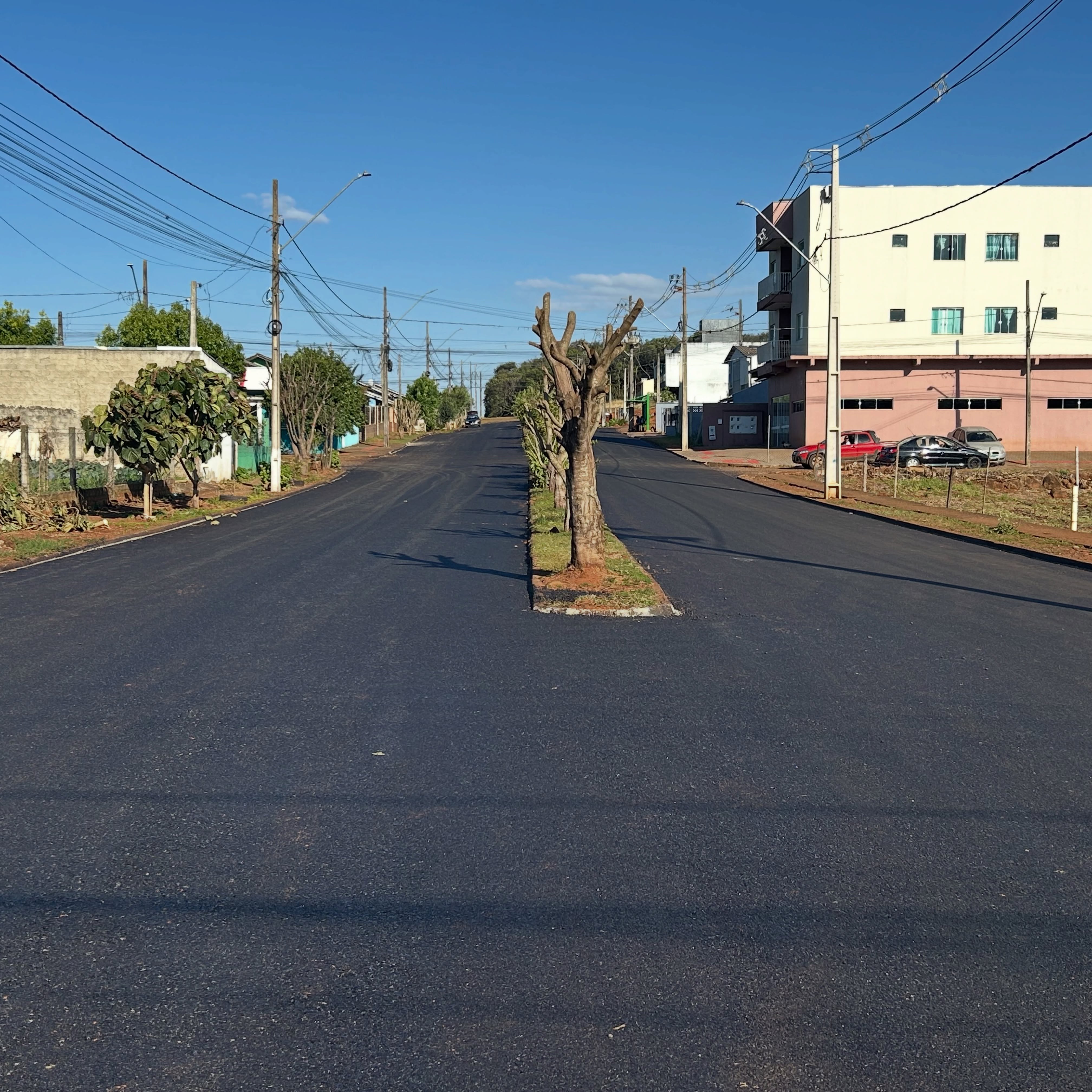 Capa Guatambu inicia recapeamento asfáltico de R$ 3,2 milhões em 27 ruas