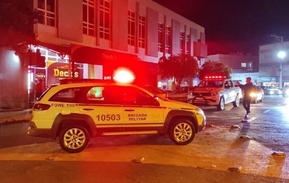 Capa Homem é detido após ameaçar clientes em estabelecimento em Tenente Portela
