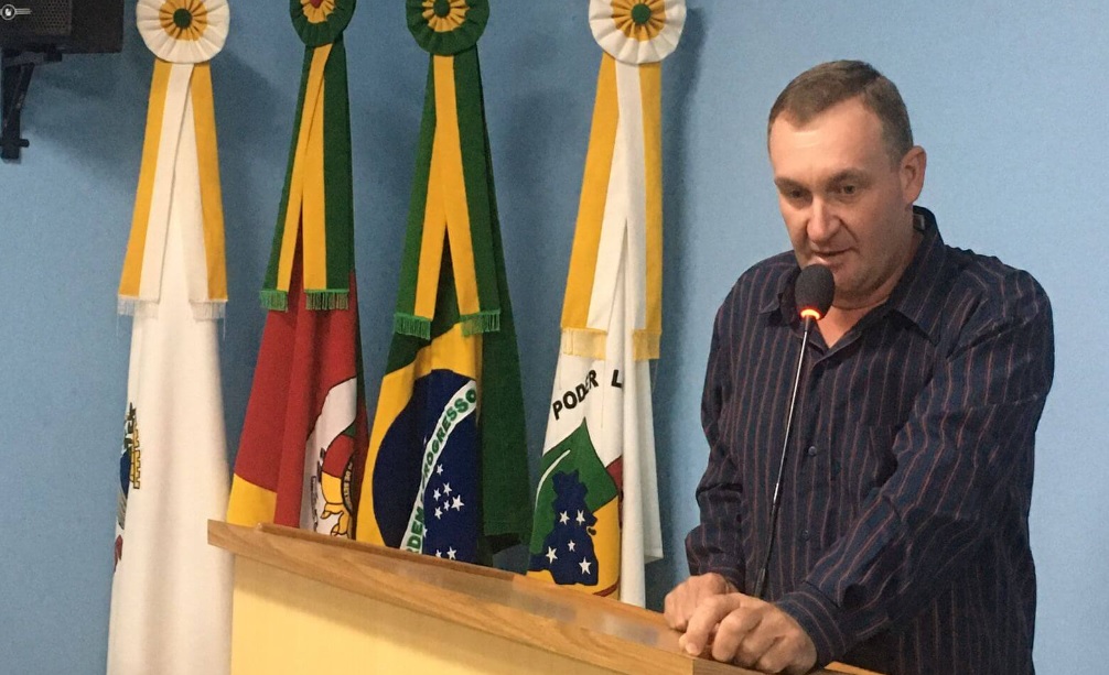 Capa Erval Seco: Wolnei Hornschu retorna à Secretaria de Obras