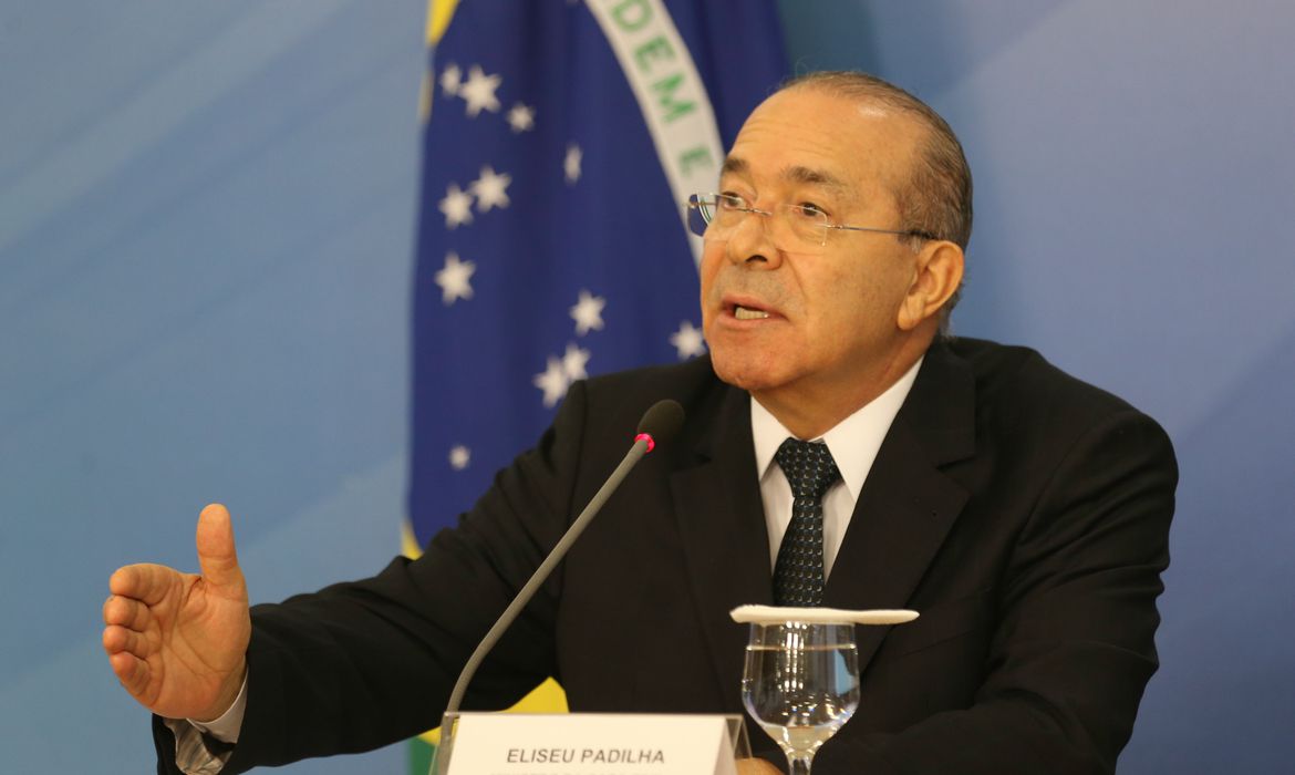 Capa Morre, aos 77 anos, ex-ministro Eliseu Padilha