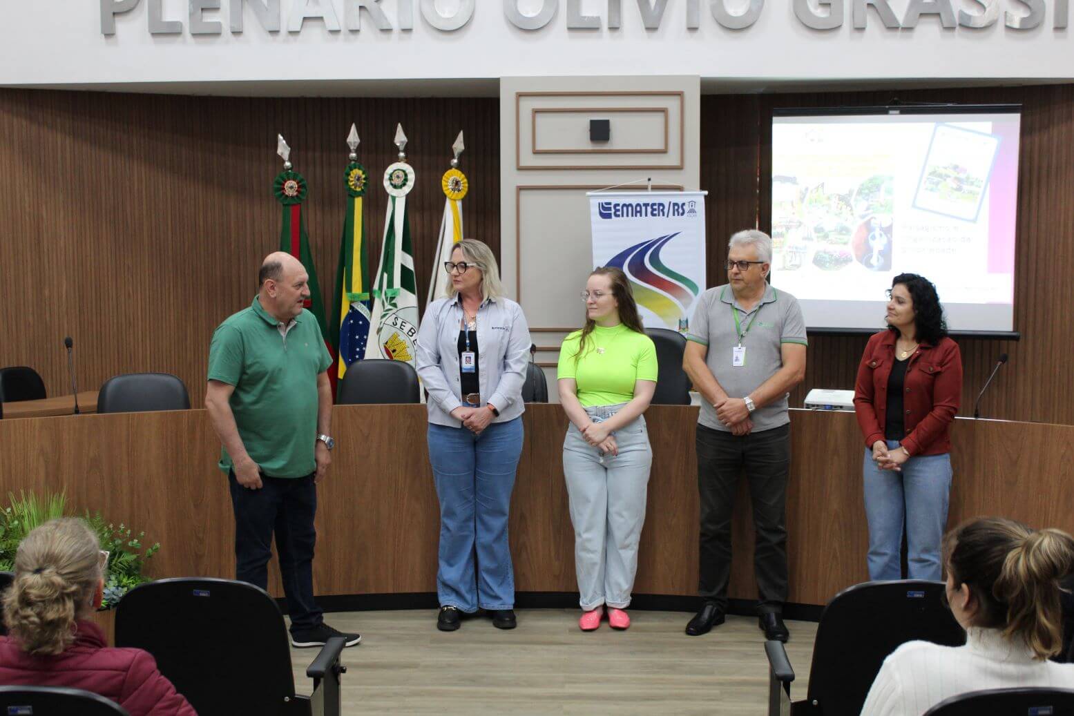 Capa Seberi: Curso de Paisagismo e Organização da Propriedade Rural é realizado