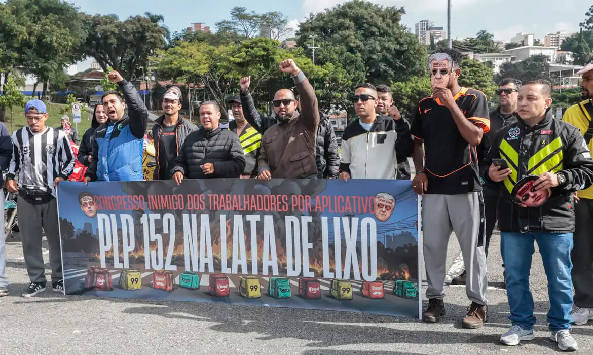 Capa Motoristas de aplicativo protestam em todo o país contra projeto de regulamentação