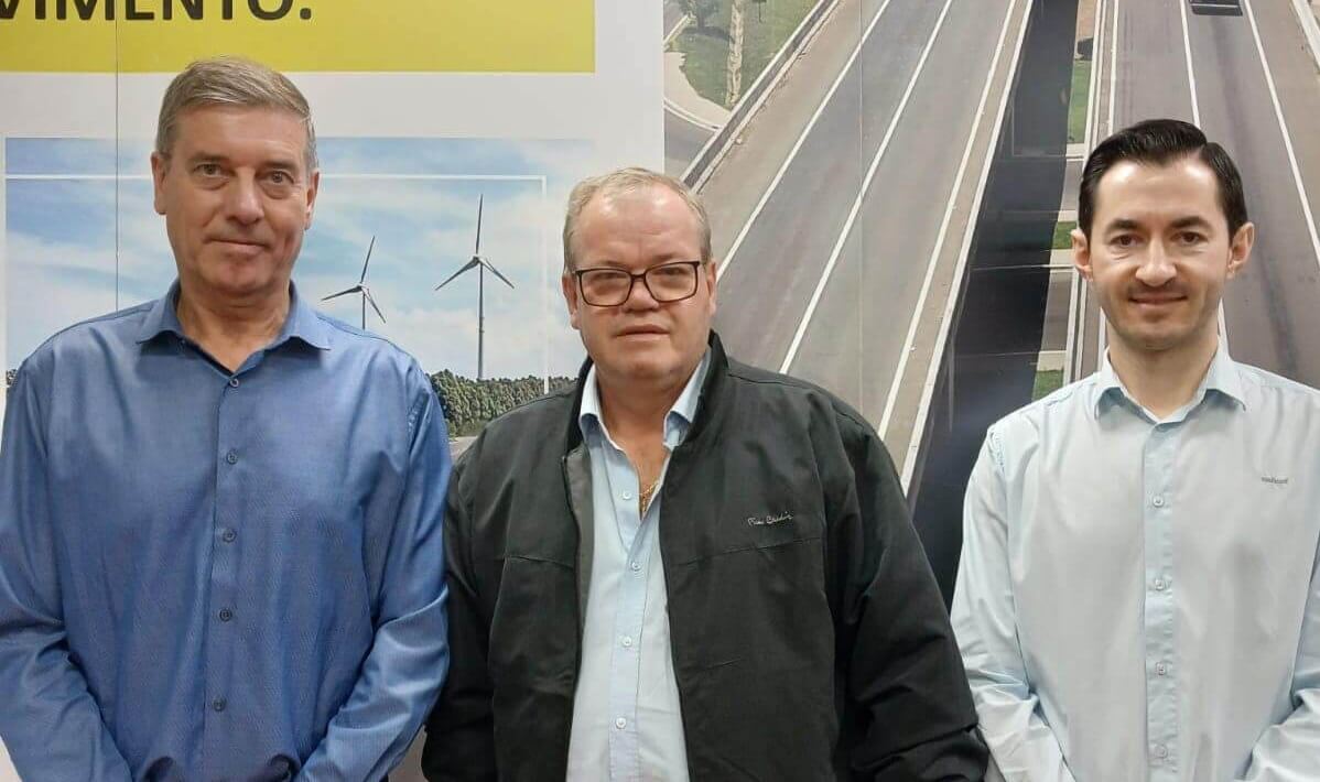 Capa Erval Seco: Prefeito discute projeto da Ponte do Rio Guarita com o DAER