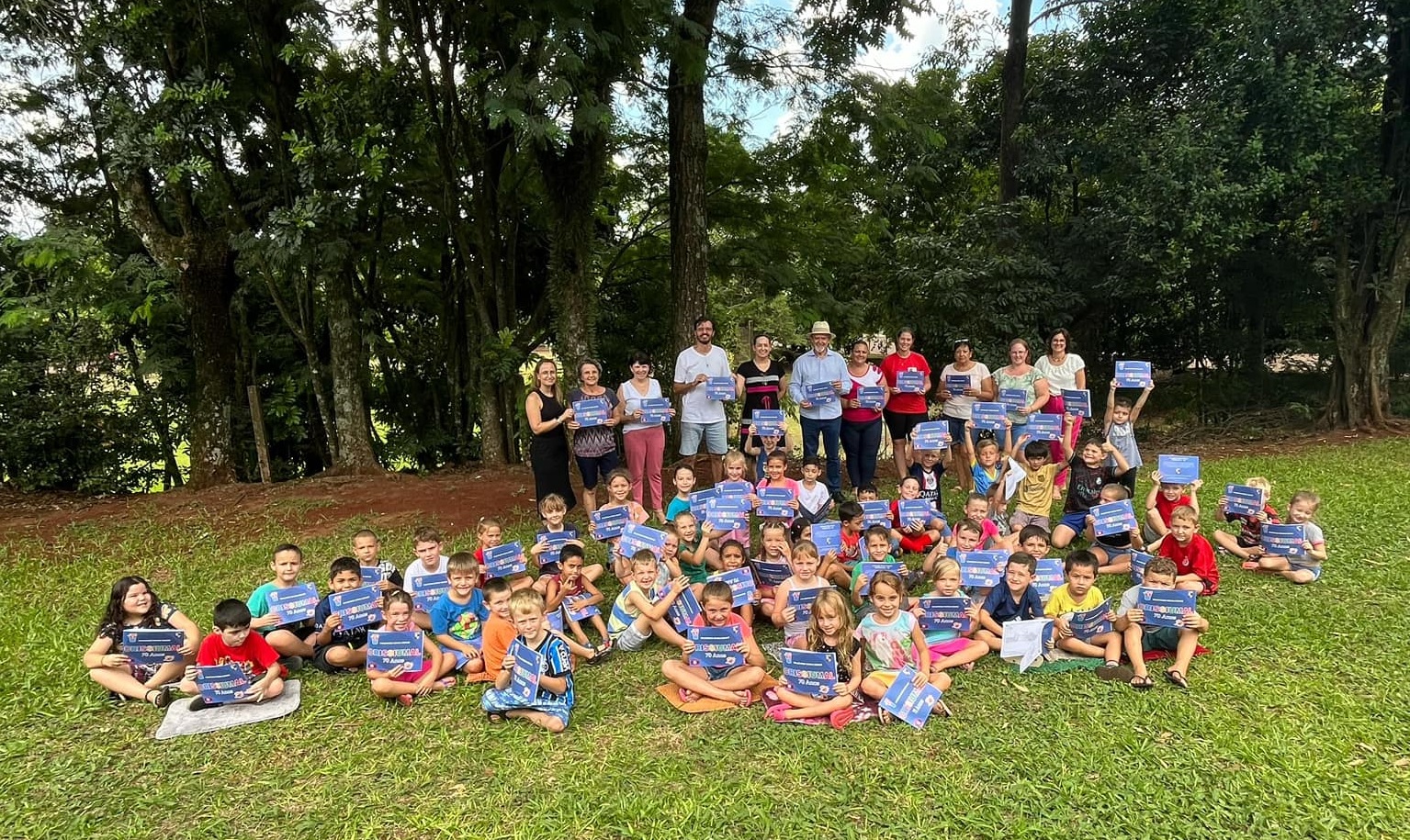 Capa Secretaria de Educação de Crissiumal realiza entrega de livros infantis aos alunos dos anos iniciais da rede pública de ensino
