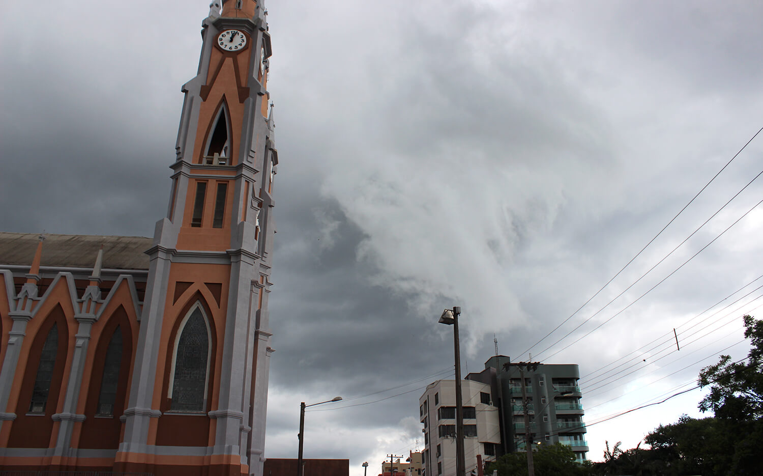 Capa Massa de ar frio traz chuva e derruba temperaturas no Rio Grande do Sul