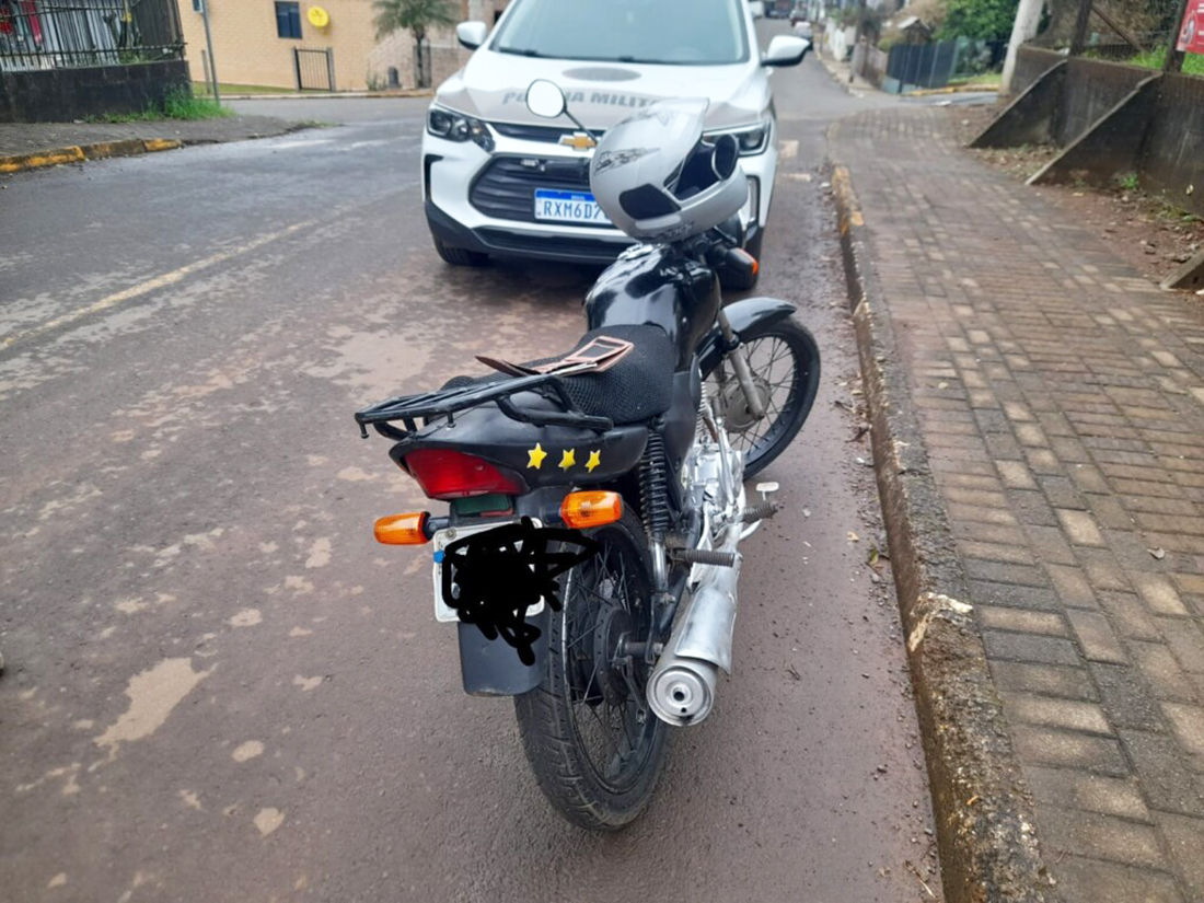 Capa Motocicleta com mais de R$ 24 mil em débitos é apreendida no Oeste de Santa Catarina