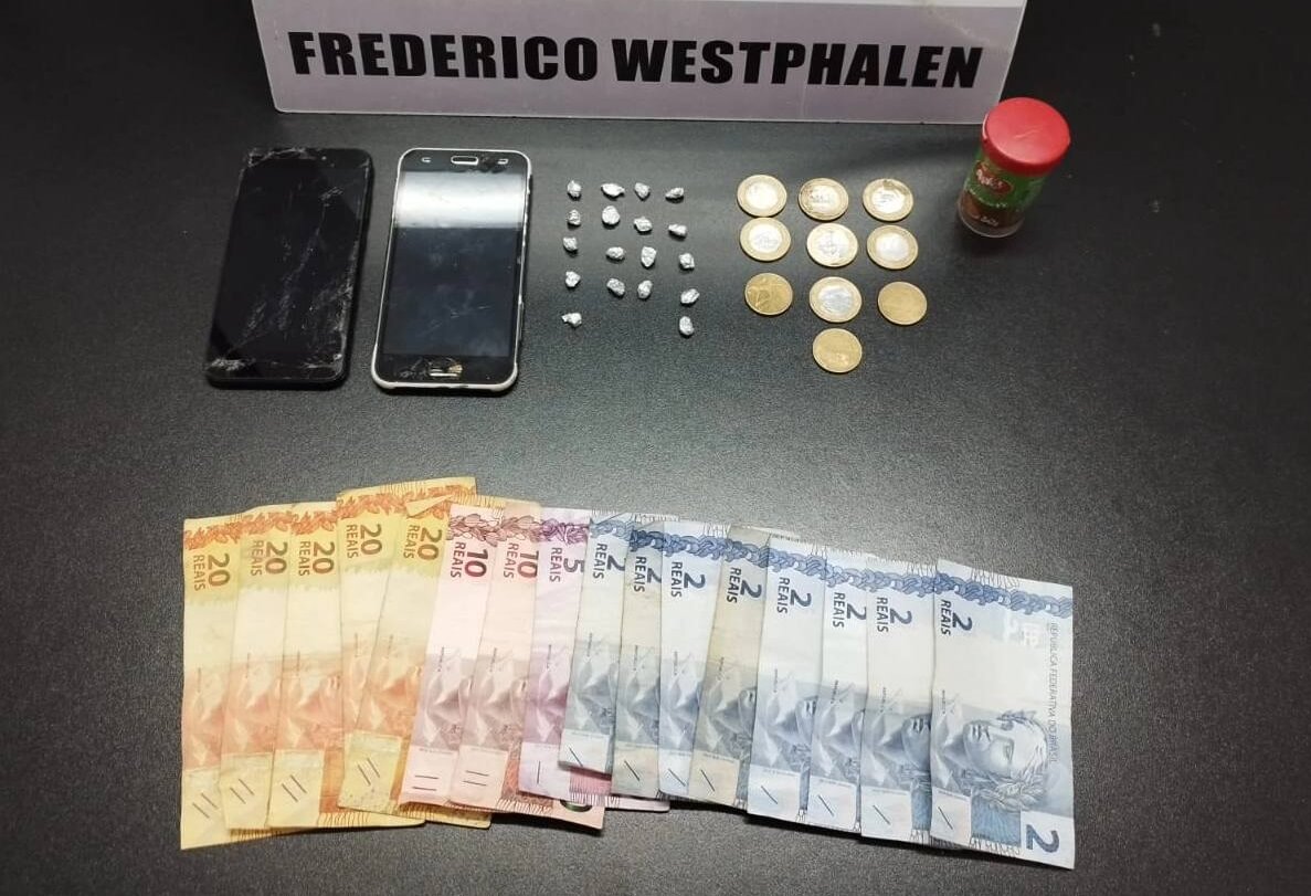 Capa Brigada Militar prende homem por tráfico de drogas em FW