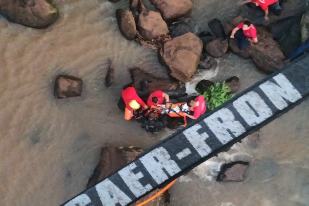 Capa Jovem morre afogada em Chapecó
