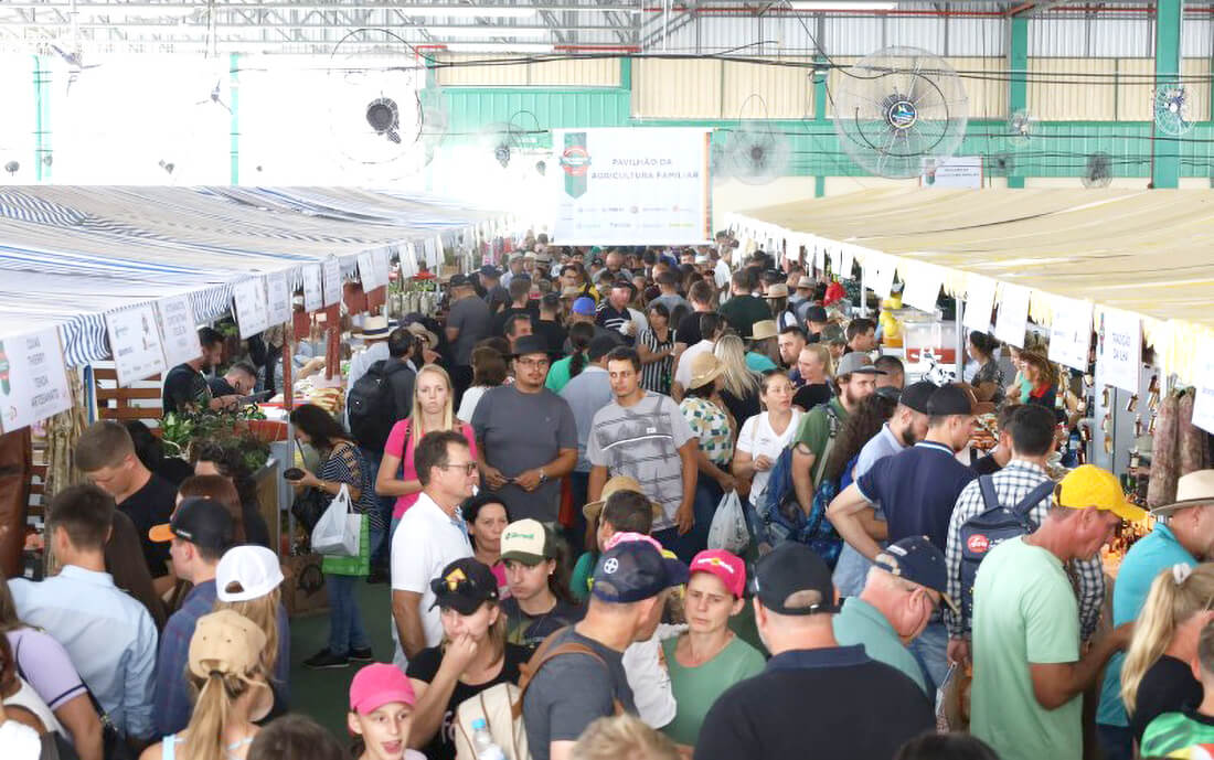 Capa Pavilhão da Agricultura Familiar na Expodireto supera os R$ 3 milhões em comercialização e estabelece novo recorde