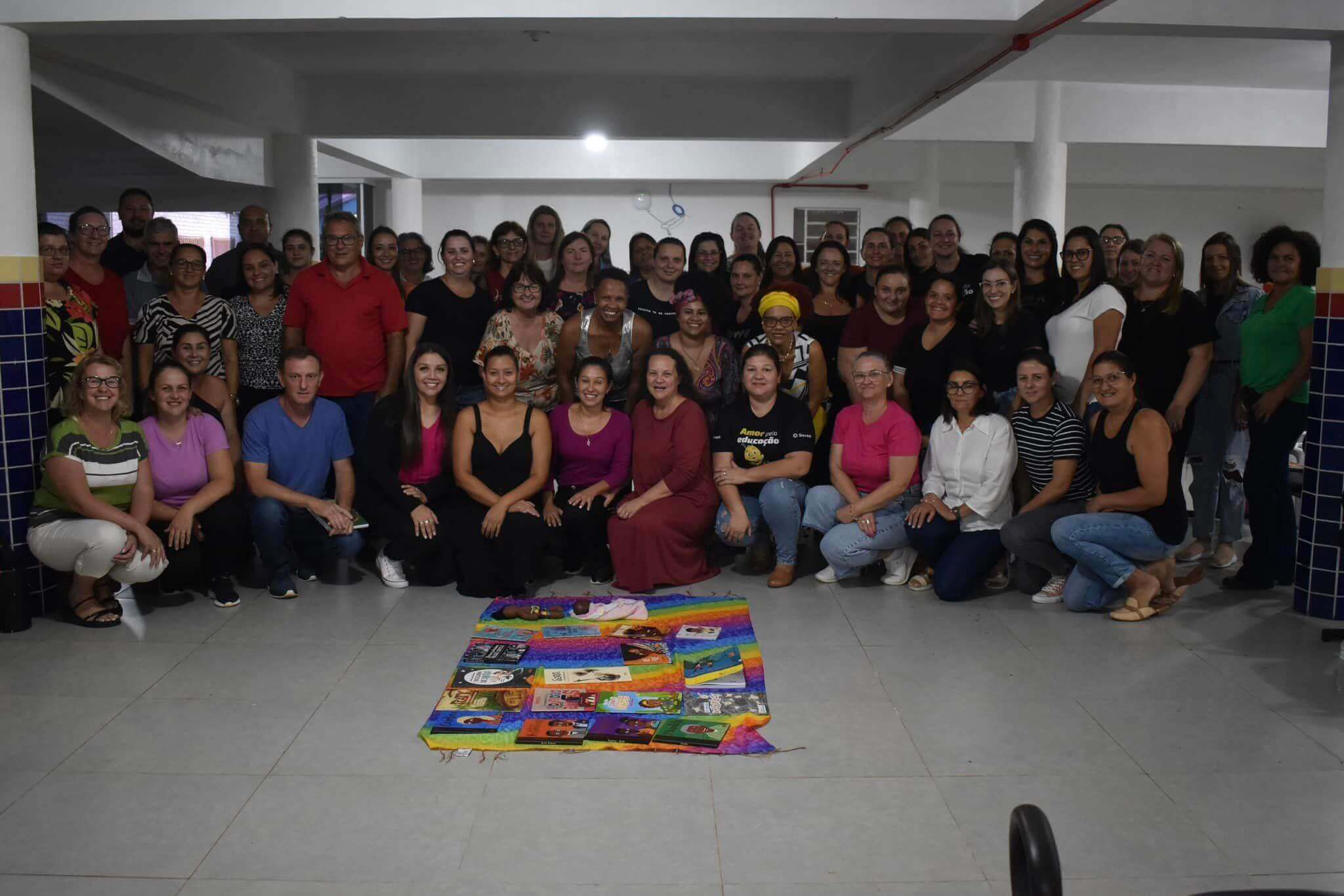 Capa Erval Seco: Secretaria de Educação desenvolve formação em educação antirracista
