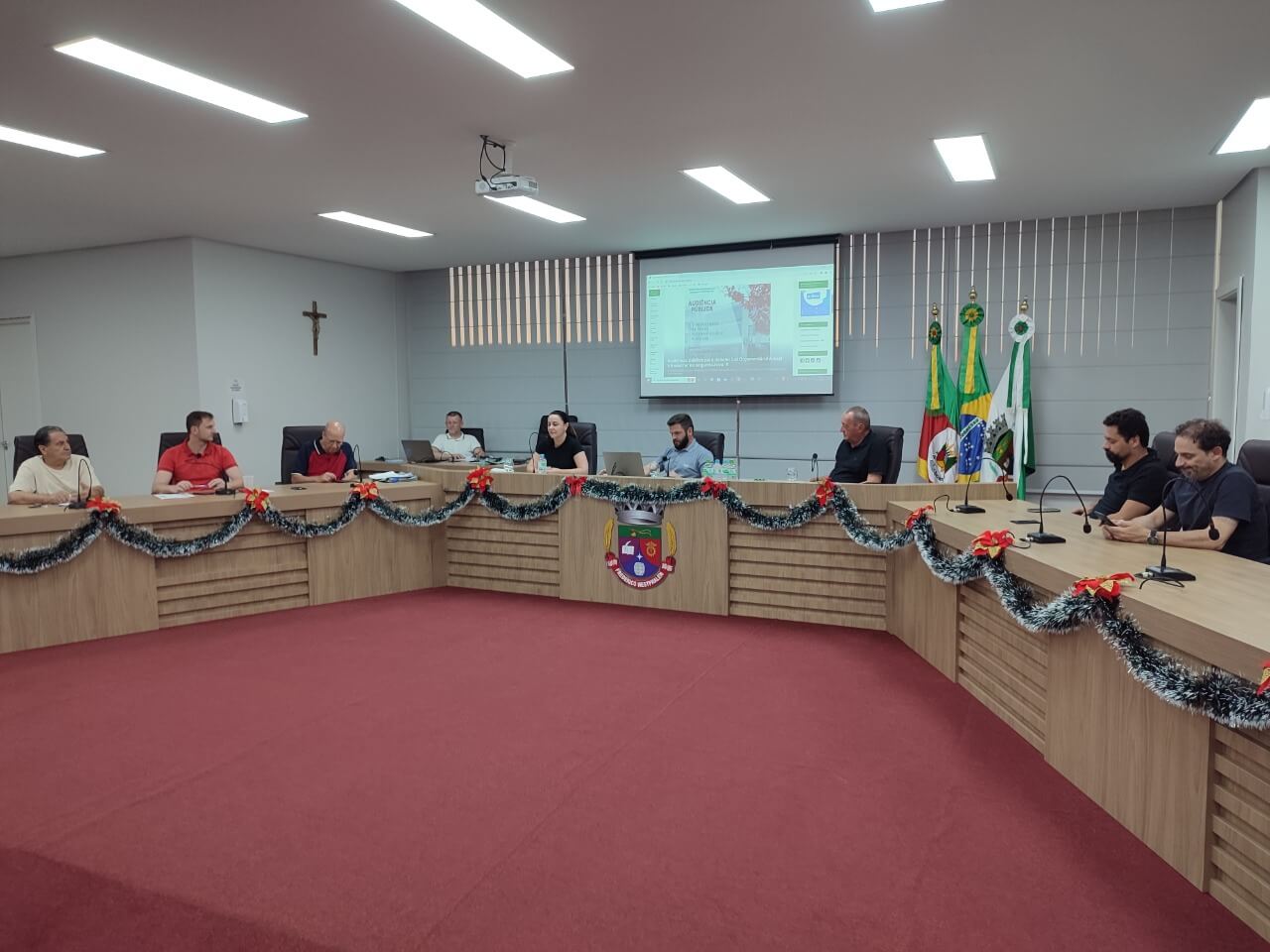 Capa Audiência pública na Câmara debate Lei Orçamentária para 2023