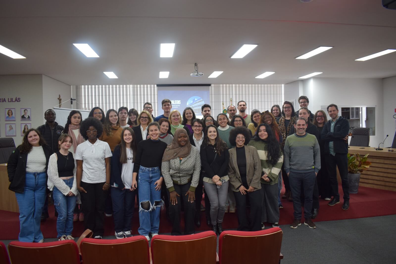 Capa IntegraLegis aproxima cursos de Comunicação da UFSM/FW do Poder Legislativo Municipal