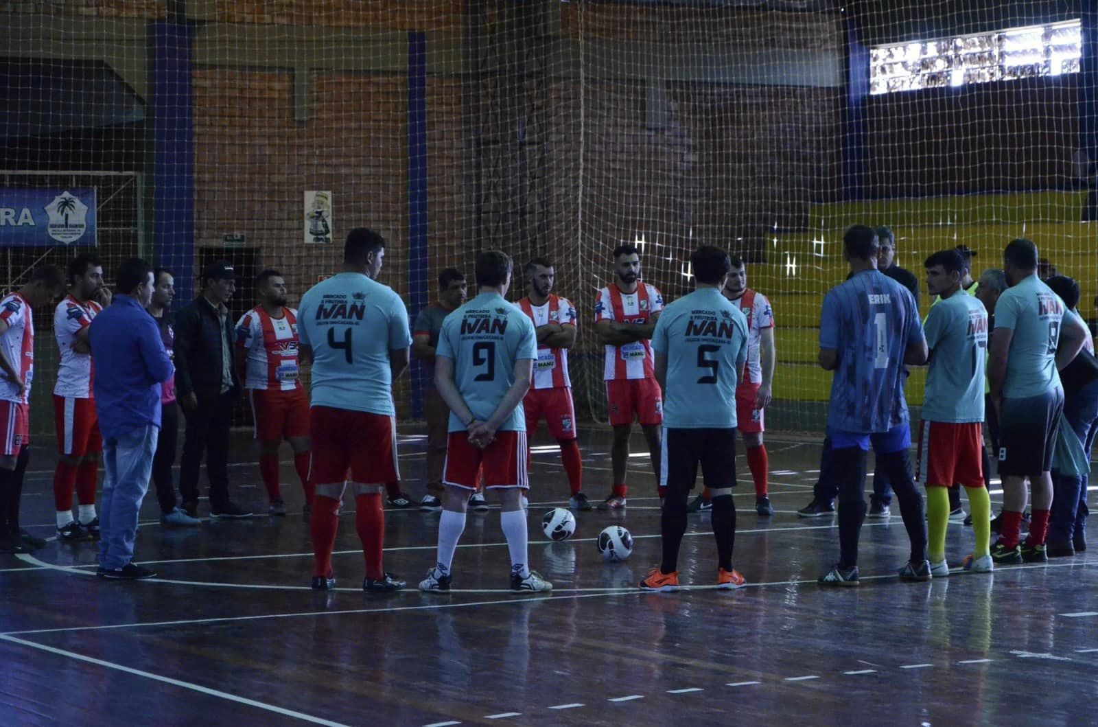 Capa Caiçara: Municipalito de Futsal teve início neste domingo, 18