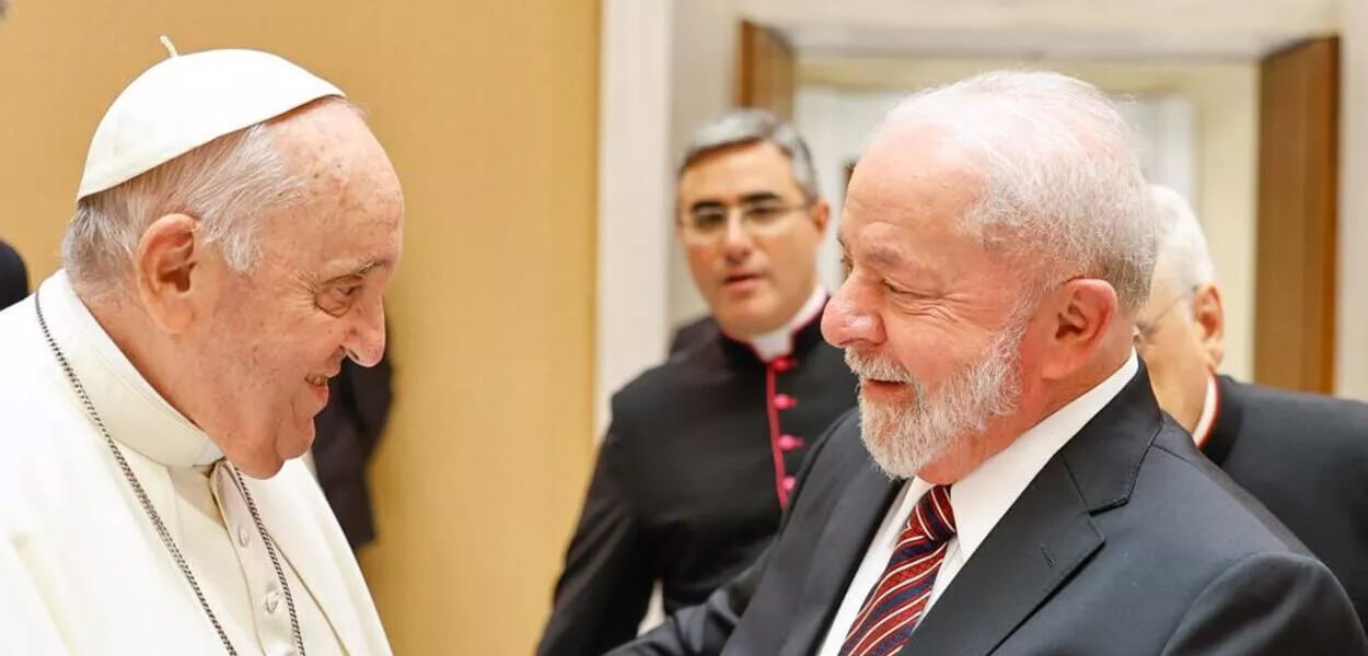 Capa Papa Francisco se reunirá com Lula, Biden, Zelensky, Macron e Modi na cúpula do G7