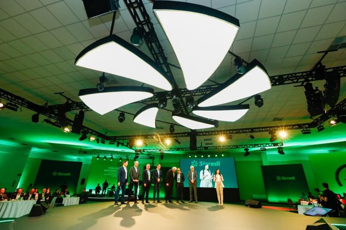 Capa Sicredi reúne lideranças de todo o país em evento e lança seu novo ciclo estratégico