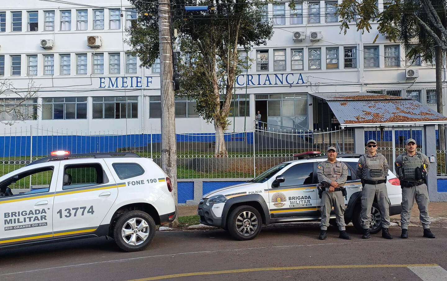 Capa Brigada Militar intensifica segurança em frente às escolas de Iraí