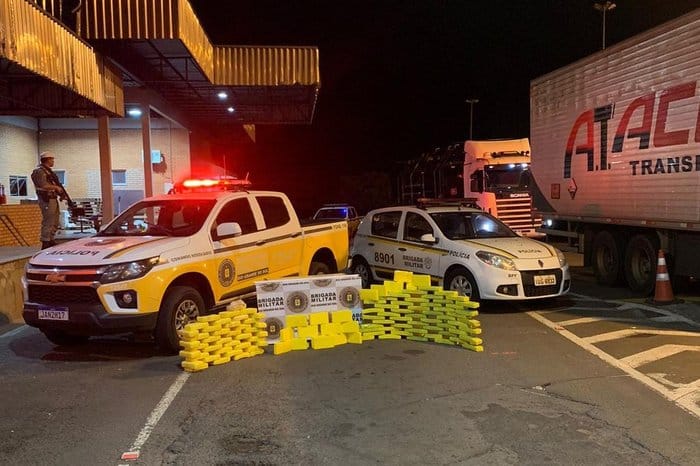 Capa Mais de 100 kg de drogas são apreendidos na RSC-240 em Nonoai