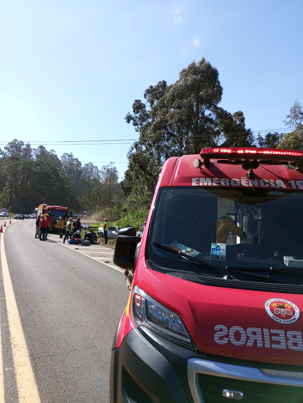 Capa Capotamento na BR-282 deixa um morto e um ferido em Chapecó