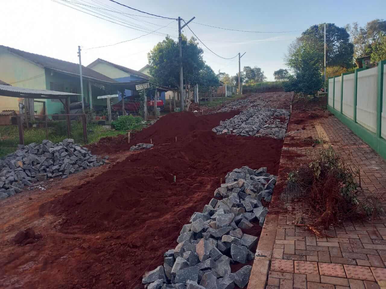 Capa Administração de Redentora dá continuidade a projeto de pavimentação