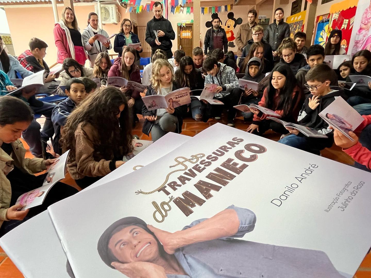 Capa FW: Secretaria de Educação e Cultura promove evento de distribuição de obras literárias