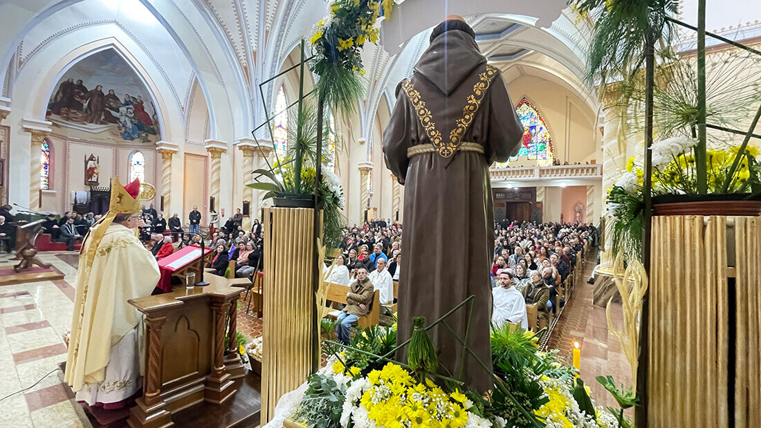 Capa Festa de Santo Antônio 2025 da Catedral de Frederico Westphalen tem lucro de mais de R$ 400 mil