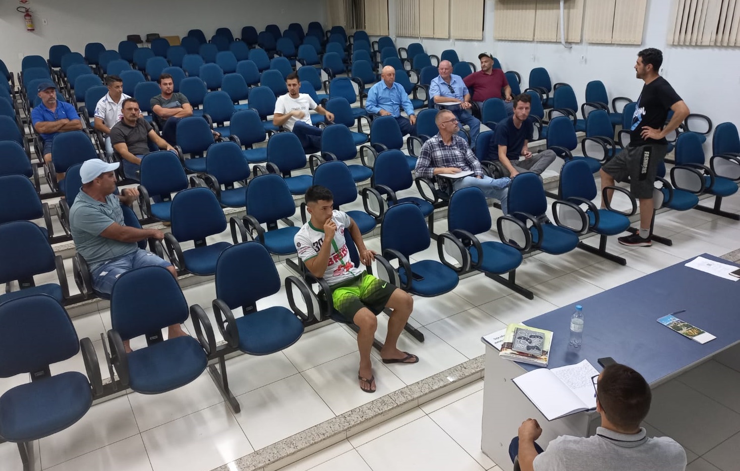 Capa Palmitinho: reunião trata sobre realização de Municipal de Campo