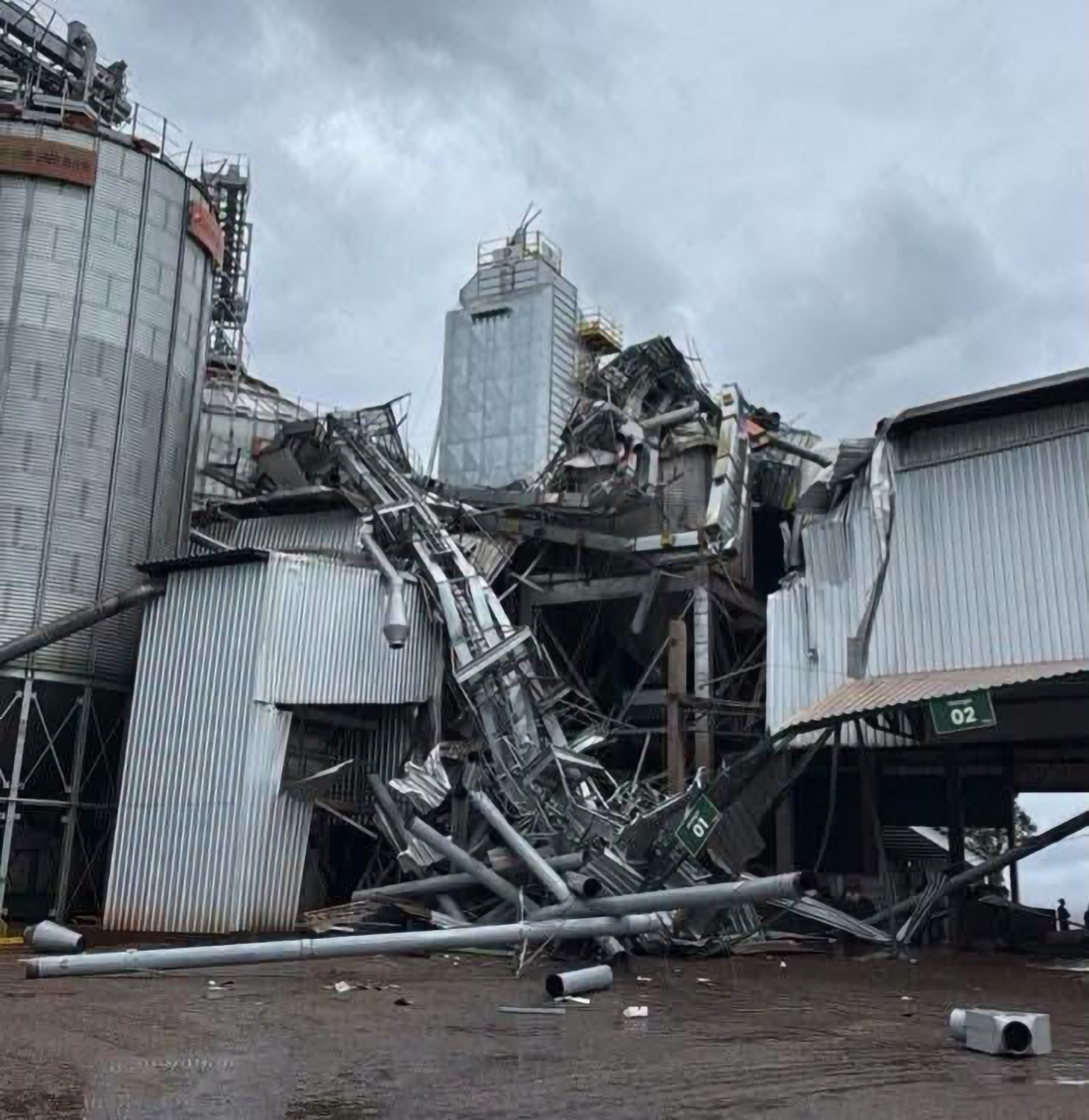 Capa Forte temporal com vendaval e granizo causa destruição em cidades do Norte do RS
