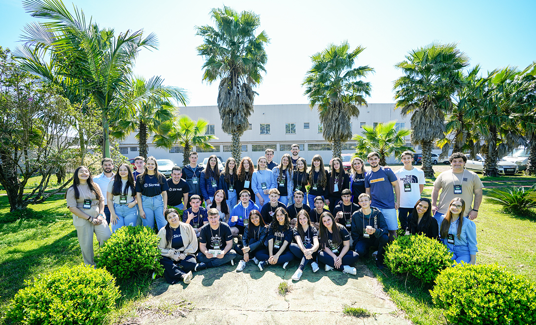 Capa Jovens vivenciam experiência imersiva de cooperação com o Sicredi Conexão