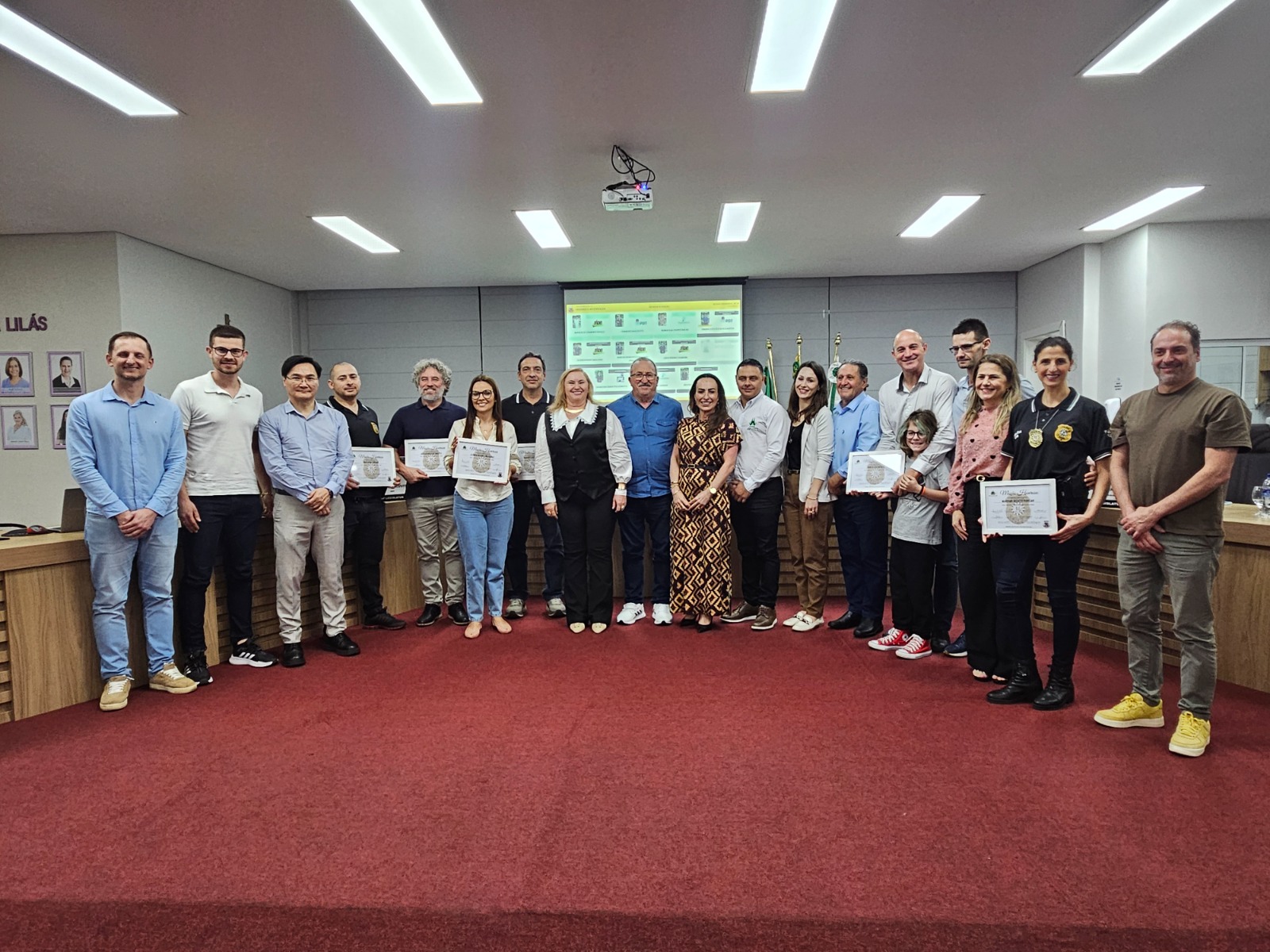 Capa Câmara Municipal de Frederico Westphalen homenageia servidores da Delegacia de Pronto Atendimento