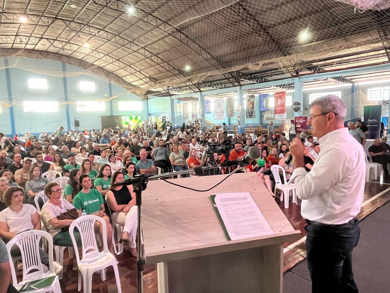 Capa Cotrifred realiza evento para comemorar os 67 anos