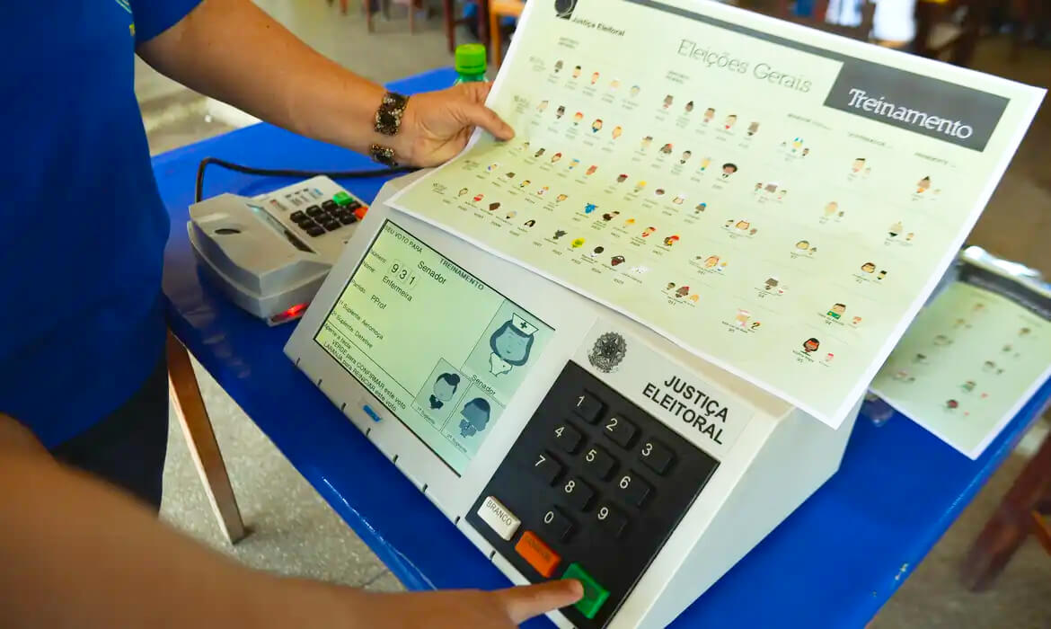 Capa Calendário eleitoral inicia com convenções e registro de partidos