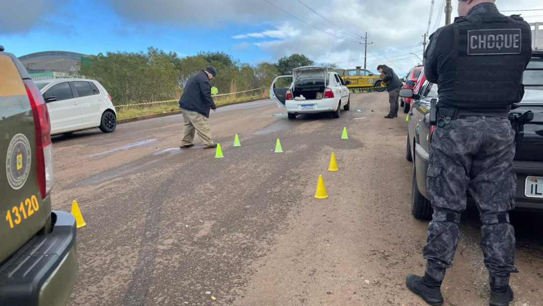 Capa Três criminosos morrem após perseguição e tiroteio com BPChoque