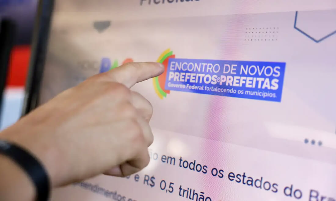 Capa Prefeitos e prefeitas levam demandas para encontro em Brasília