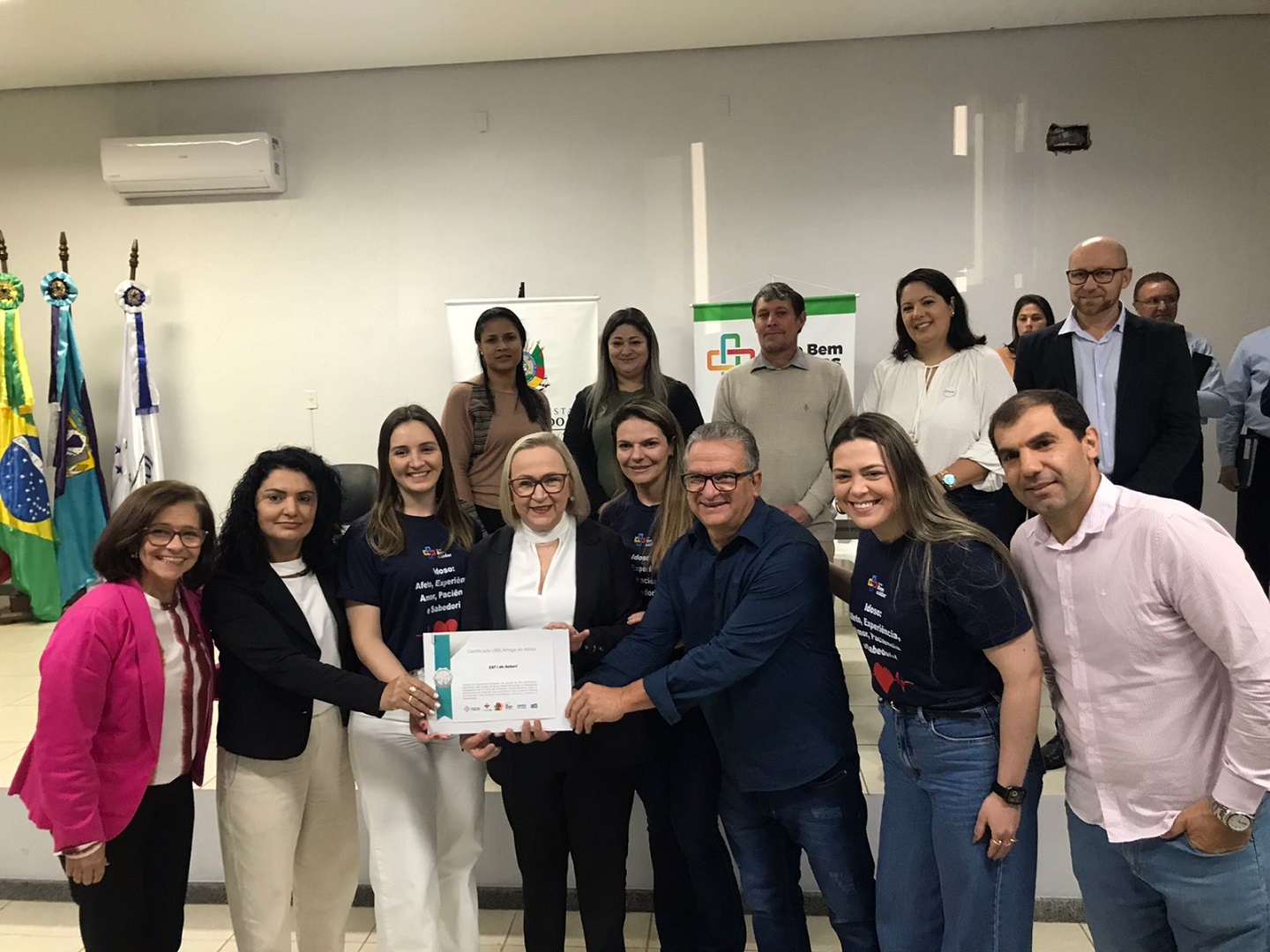 Capa Seberi: Secretaria de Saúde recebe Selo Amiga do Idoso