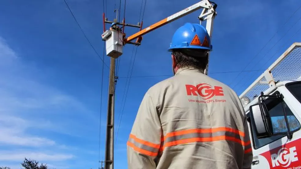 Capa RGE vence Prêmio ANEEL de Satisfação do Consumidor 2022 como melhor distribuidora de energia da região Sul