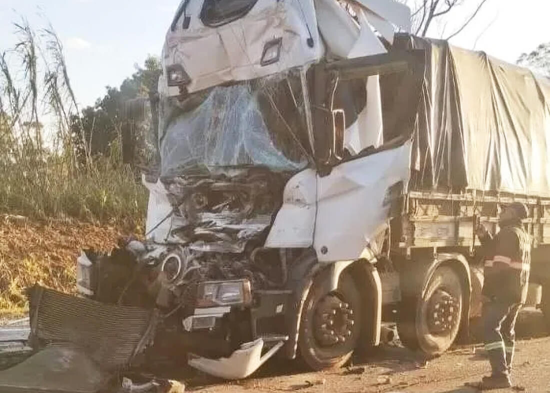 Capa Acidente com quatro carretas deixa vítima fatal em Santo Antônio das Missões