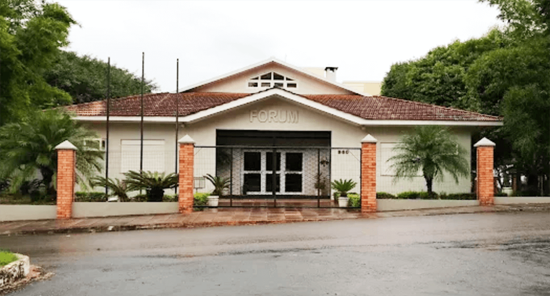 Capa Médica obstetra vai a júri em Planalto acusada de homicídio pela morte de bebê em parto