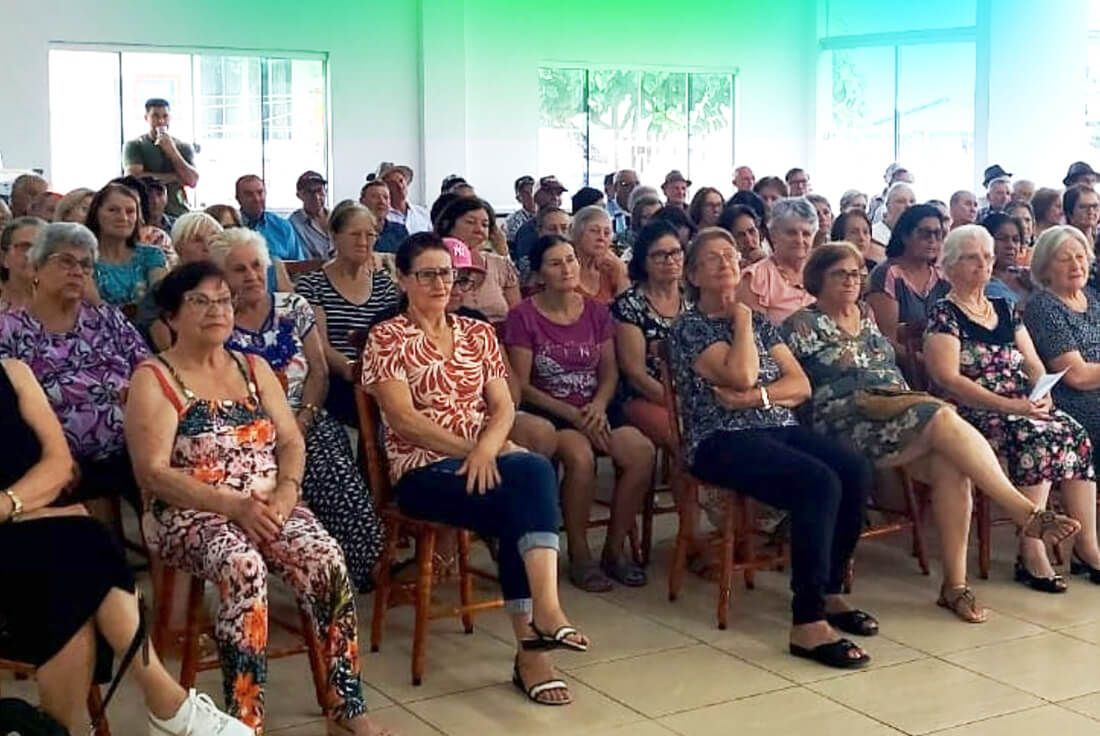 Capa Encontro da Terceira Idade em Taquaruçu do Sul promove alegria e celebra a amizade