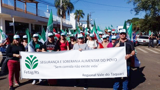 Capa Fetag-RS anuncia adiamento de mobilização contra crise no setor leiteiro