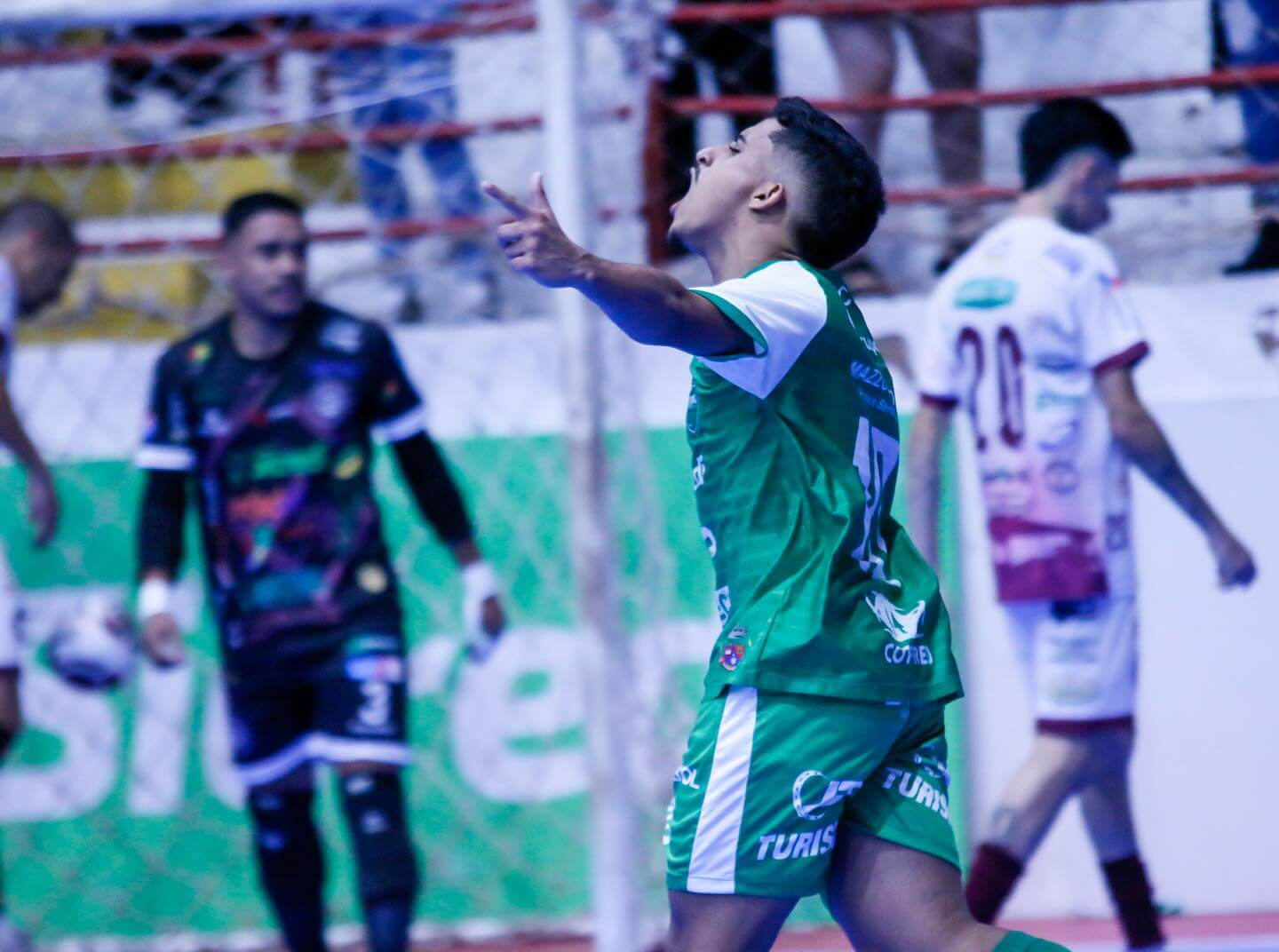 Capa Guarani fica no empate com Lokomotiv