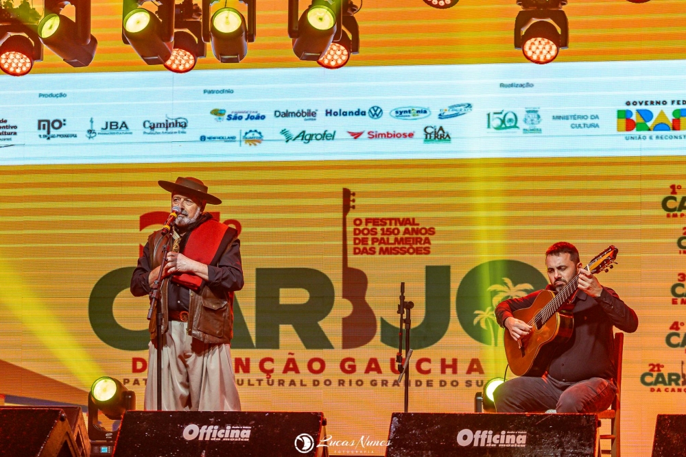 Capa Confira os poemas selecionados para o 2º Carijo em Prosa e Verso