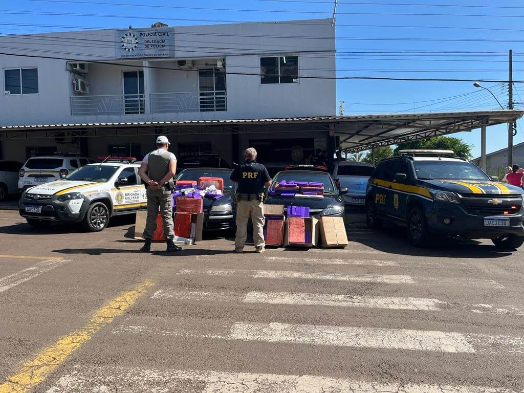 Capa PRF e BM apreendem 235 quilos de maconha em FW
